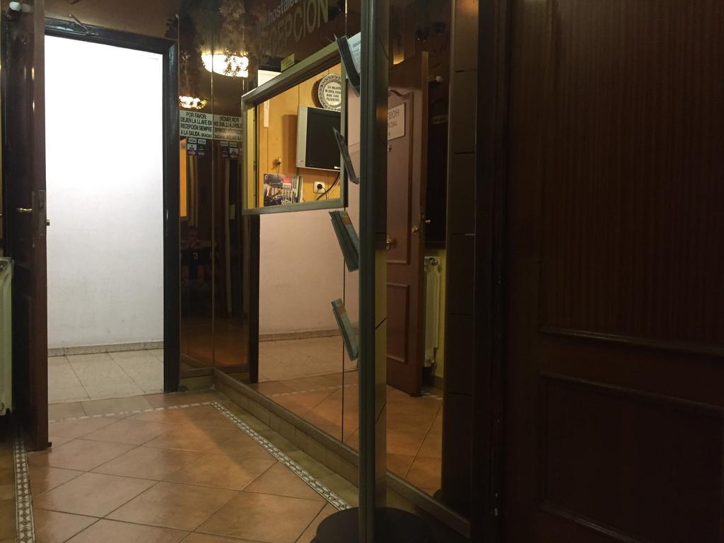 Hostal Jacinto 阿尔卡拉德荷那利斯 外观 照片
